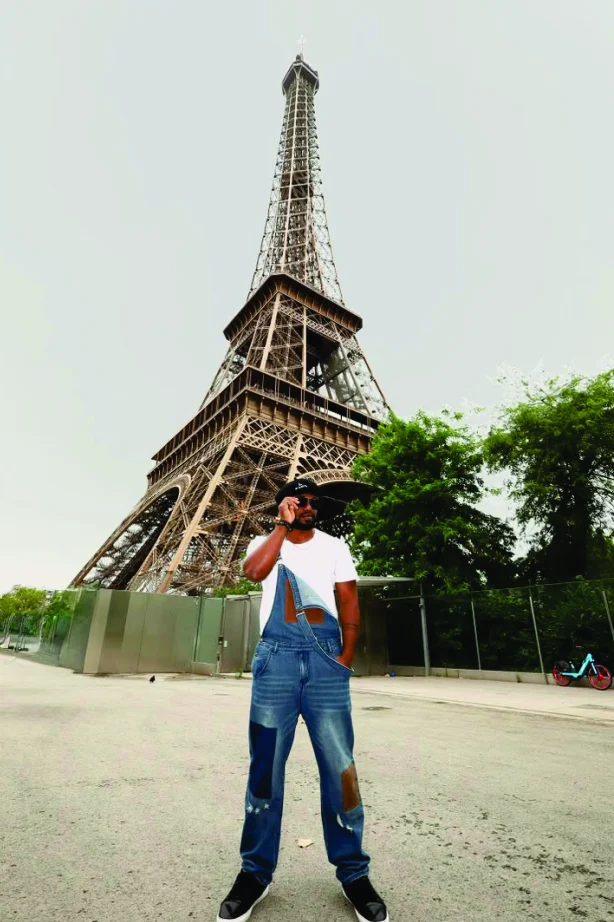 WakaWaka Doctor in front of the Eiffel Tower